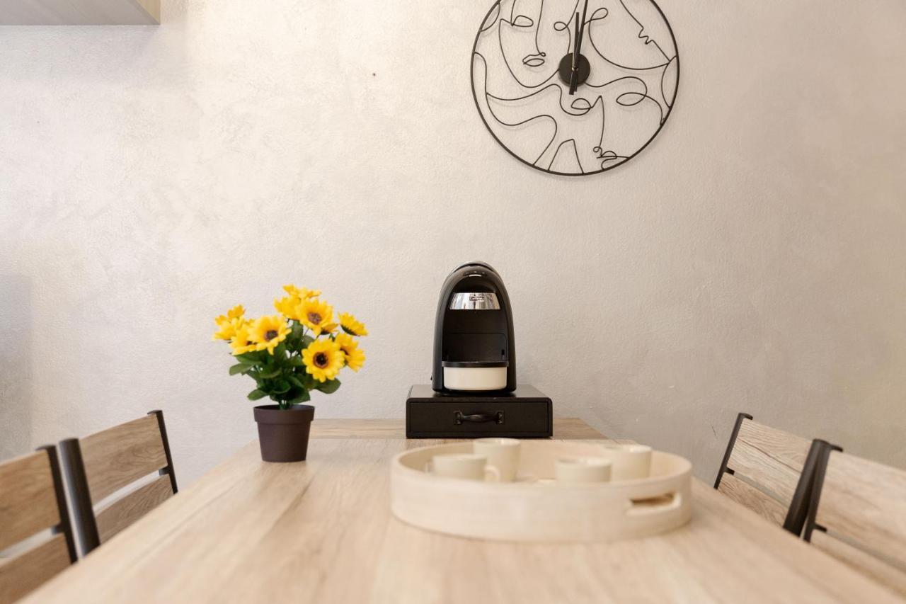 New! Milano - Flowers Home Cusano Milanino Екстер'єр фото